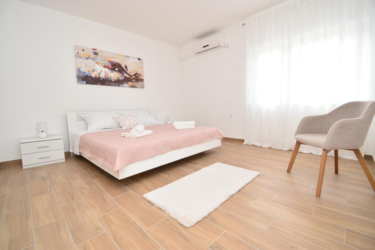 Apartments Ivan Zadar Exterior foto